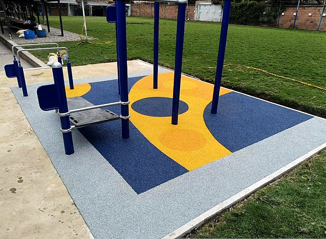 piso para parque infantil